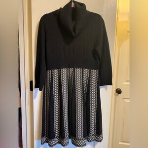 Jessica Howard Black and White Chevron Sweater Dress